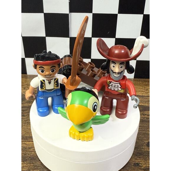 LEGO DUPLO Jake & The Neverland Pirates Captain Hook, Jake & Skully Figure Lot - Picture 1 of 7